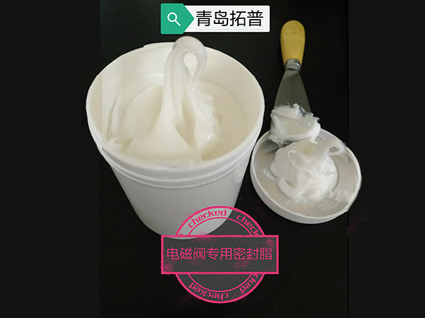 高溫密封脂 vs 傳統(tǒng)潤滑脂：耐溫差距到底體現(xiàn)在哪？